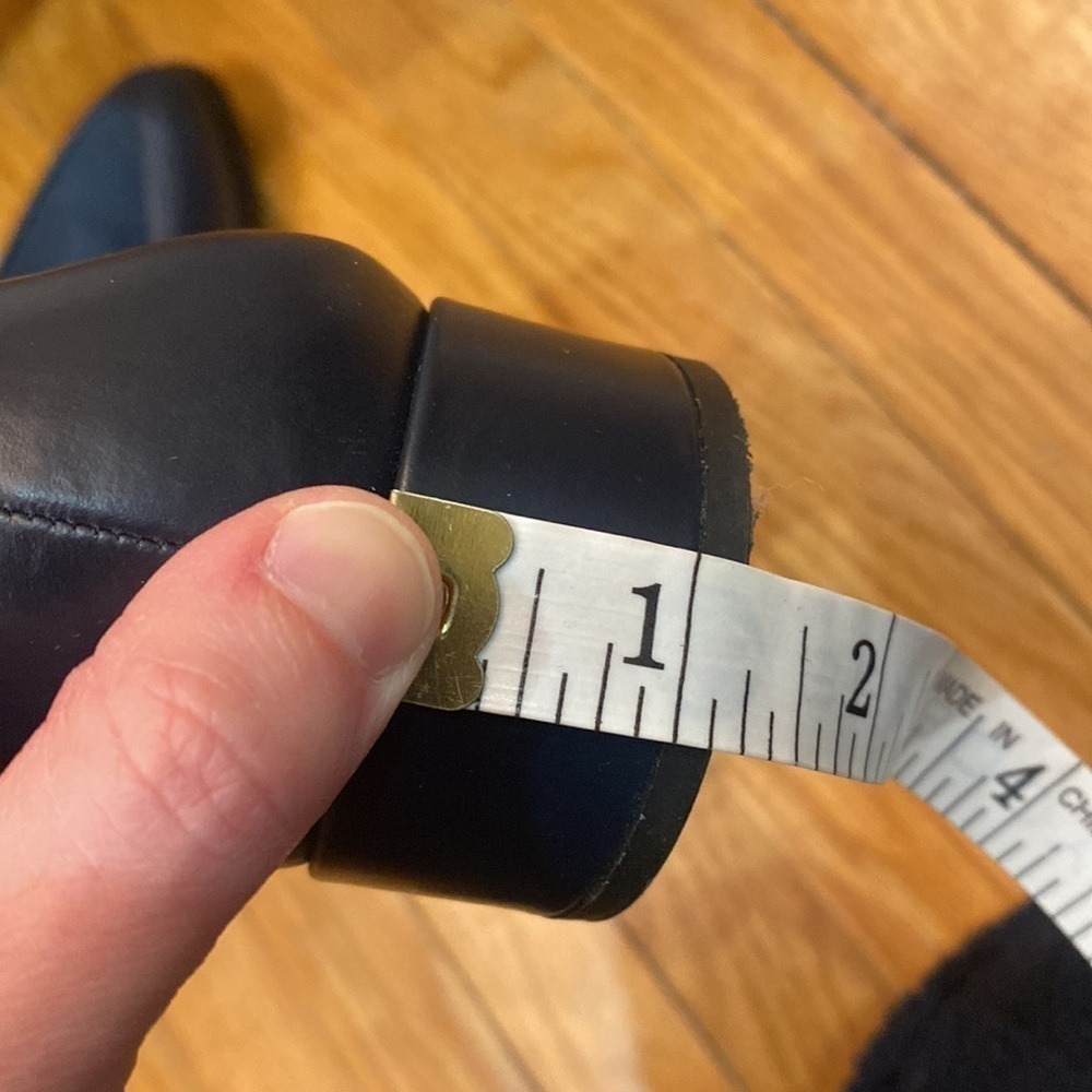 Lord & Taylor Leather Pointed Heeled‎ Loafers - Picture 13 of 13